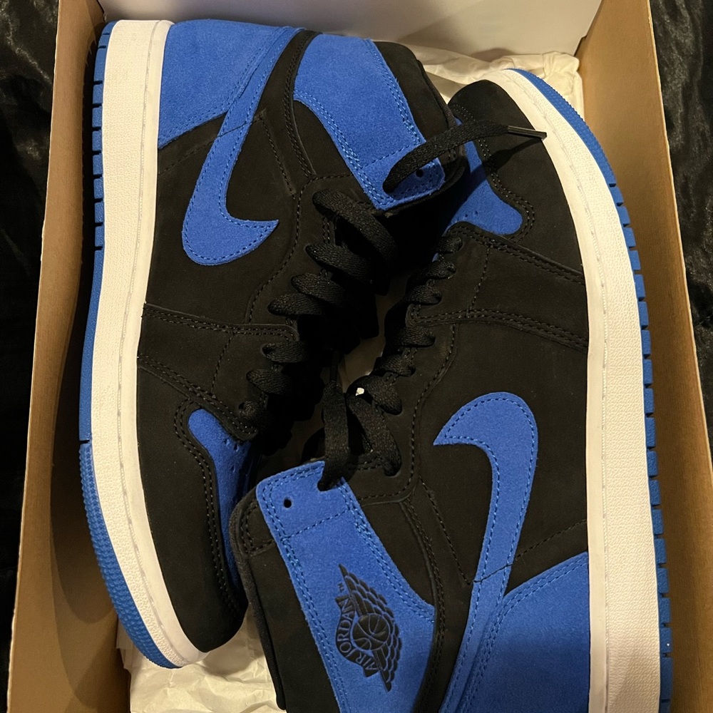 Jordan 1 Royal Reimagined High-Top size 9.5